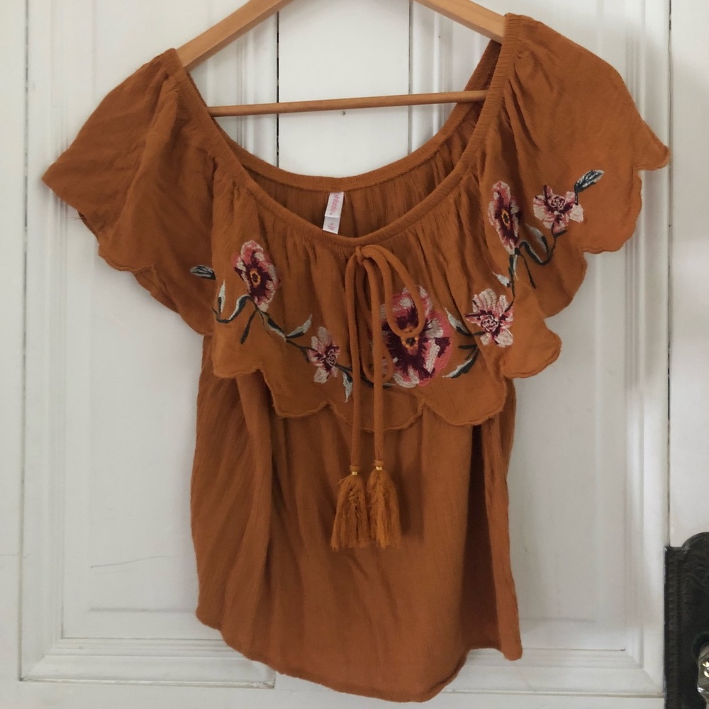 Off the shoulder Rust top with floral embroidery